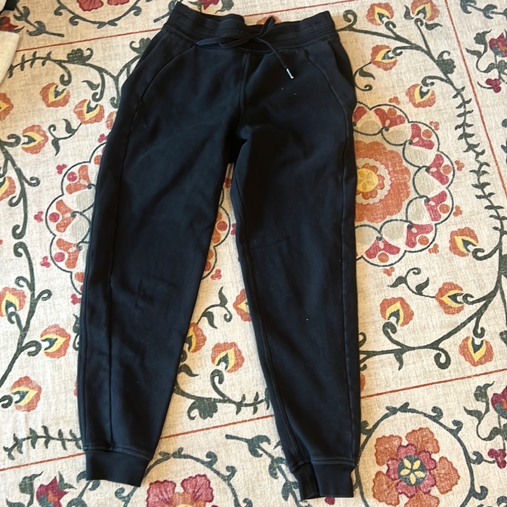 Lululemon Scuba sweatpants